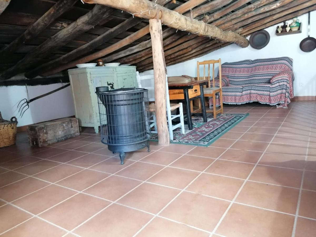 הוילה Casavieja La Casa De La Abuela Desi מראה חיצוני תמונה